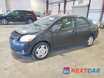 2011 TOYOTA YARIS BASE JTDBT4K37B1409172 - główne zdjęcie licytacji z USA - miniatura