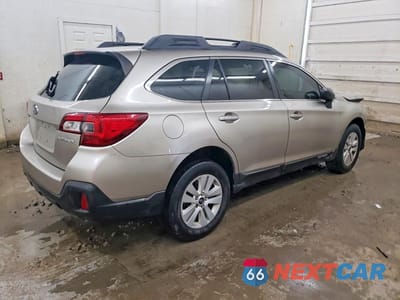 Trzecie zdjęcie samochodu z tyłu: 2018 SUBARU OUTBACK 2.5I VIN:4S4BSAAC0J3267961 - miniatura