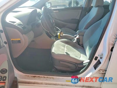 Zdjęcie 7 z 12 samochodu: 2017 HYUNDAI ACCENT SE VIN:KMHCT4AE8HU319605 - miniatura