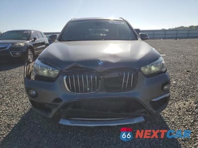 Piąte zdjęcie samochodu w środku: 2018 BMW X1 SDRIVE28I VIN:WBXHU7C34J5L05157 - miniatura