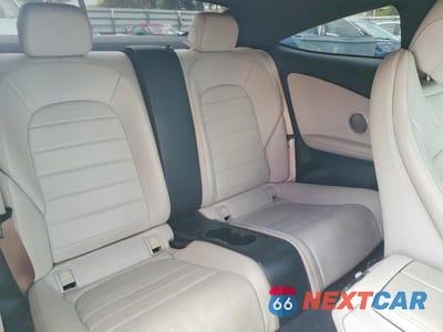 Zdjęcie 10 z 11 samochodu: 2017 MERCEDES-BENZ C 300 4MATIC VIN:WDDWJ4KB4HF387325 - miniatura