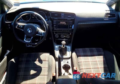Zdjęcie 8 z 12 samochodu: 2019 VOLKSWAGEN GTI S VIN:3VW5T7AU8KM007864 - miniatura