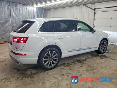Trzecie zdjęcie samochodu z tyłu: 2017 AUDI Q7 PRESTIGE VIN:WA1VAAF77HD027370 - miniatura