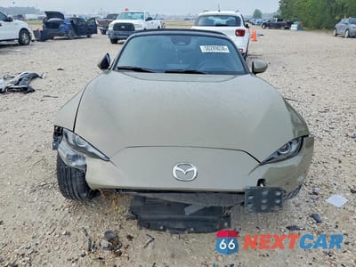 Piąte zdjęcie samochodu w środku: 2024 MAZDA MX-5 MIATA GRAND TOURING VIN:JM1NDAD74R0600797 - miniatura