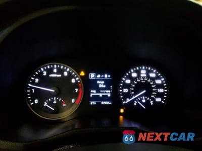Zdjęcie 9 z 13 samochodu: 2018 HYUNDAI TUCSON SEL VIN:KM8J33A40JU713856 - miniatura