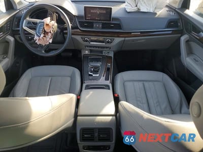 Zdjęcie 8 z 14 samochodu: 2020 AUDI Q5 PRESTIGE VIN:WA1CNAFY1L2074256 - miniatura