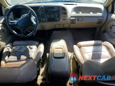 Zdjęcie 8 z 13 samochodu: 1996 GMC YUKON VIN:1GKEK13R3TJ737308 - miniatura