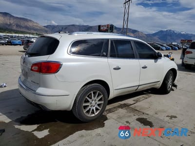 Trzecie zdjęcie samochodu z tyłu: 2017 BUICK ENCLAVE VIN:5GAKRAKD2HJ215990 - miniatura
