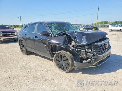 Czwarte zdjęcie samochodu z boku: 2024 VOLKSWAGEN ATLAS CROSS SPORT SE VIN:1V2KE2CA5RC246353 - miniatura