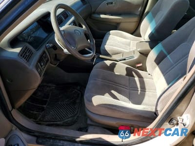 Zdjęcie 7 z 12 samochodu: 1999 TOYOTA CAMRY LE VIN:4T1BG22K5XU453124 - miniatura