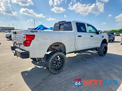 Trzecie zdjęcie samochodu z tyłu: 2017 NISSAN TITAN XD S VIN:1N6BA1F34HN547684 - miniatura