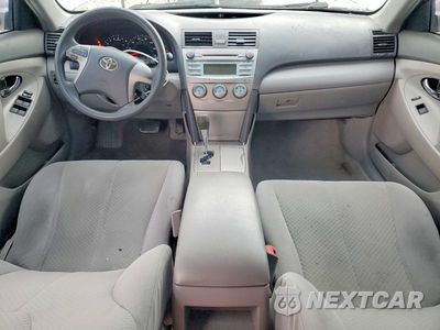 Zdjęcie 8 z 13 samochodu: 2009 TOYOTA CAMRY BASE VIN:4T1BE46K99U412655 - miniatura