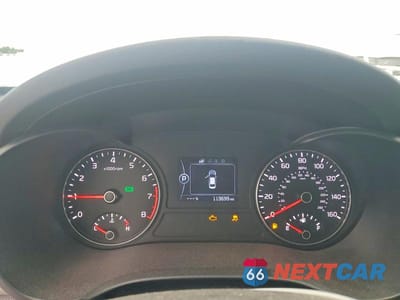 Zdjęcie 9 z 12 samochodu: 2018 KIA OPTIMA LX VIN:5XXGT4L38JG227990 - miniatura