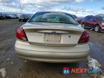 Zdjęcie 6 z 12 samochodu: 2001 FORD TAURUS SES VIN:1FAFP55U21A126182 - miniatura