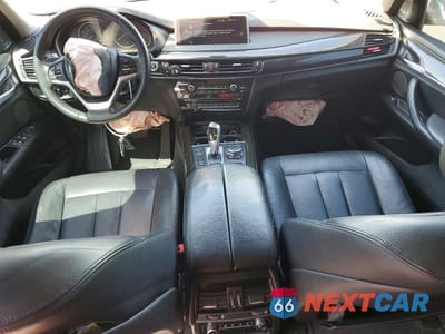 Zdjęcie 8 z 12 samochodu: 2015 BMW X5 XDRIVE35I VIN:5UXKR0C57F0P04662 - miniatura