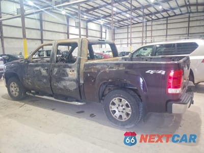 Drugie zdjęcie samochodu z przodu: 2008 GMC SIERRA K1500 VIN:2GTFK13Y181285030 - miniatura