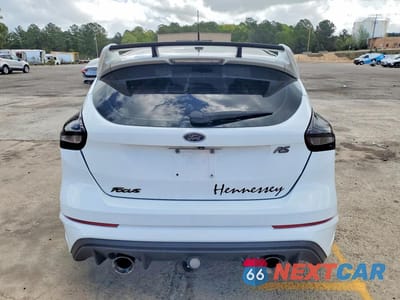 Zdjęcie 6 z 11 samochodu: 2016 FORD FOCUS RS VIN:WF0DP3TH0G4116007 - miniatura