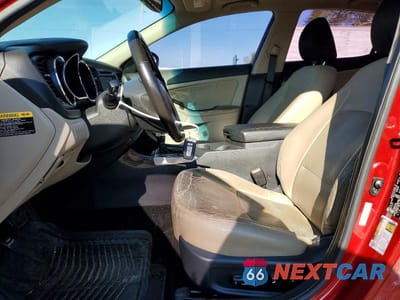Zdjęcie 7 z 12 samochodu: 2012 KIA OPTIMA EX VIN:5XXGN4A7XCG025283 - miniatura