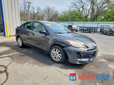 Czwarte zdjęcie samochodu z boku: 2013 MAZDA 3 I VIN:JM1BL1V80D1711749 - miniatura