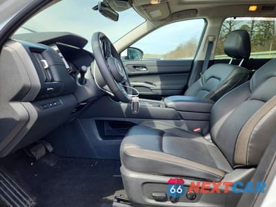 Zdjęcie 7 z 13 samochodu: 2025 NISSAN PATHFINDER SL VIN:5N1DR3CD4SC223033 - miniatura