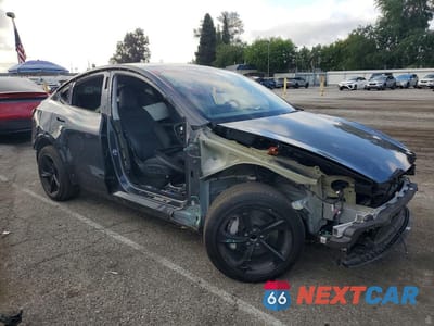 Czwarte zdjęcie samochodu z boku: 2026 TESLA MODEL Y VIN:7SAYGDED0TF452024 - miniatura