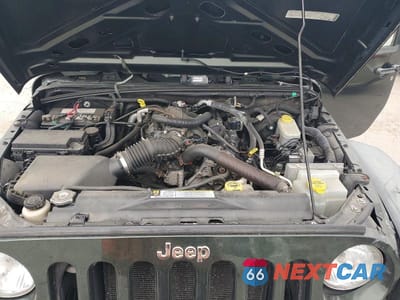 Zdjęcie 11 z 12 samochodu: 2010 JEEP WRANGLER UNLIMITED SPORT VIN:1J4BA3H11AL121067 - miniatura