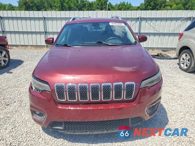 Piąte zdjęcie samochodu w środku: 2019 JEEP CHEROKEE LATITUDE VIN:1C4PJLCBXKD203838 - miniatura