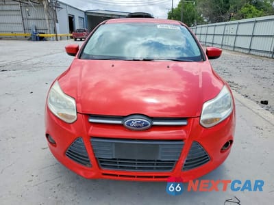 Piąte zdjęcie samochodu w środku: 2012 FORD FOCUS SE VIN:1FAHP3F22CL183564 - miniatura