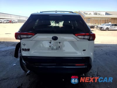 Zdjęcie 6 z 12 samochodu: 2021 TOYOTA RAV4 PRIME SE VIN:JTMAB3FV9MD065351 - miniatura