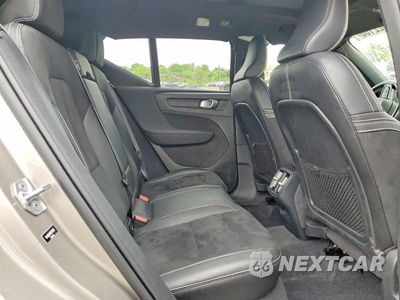 Zdjęcie 11 z 13 samochodu: 2022 VOLVO XC40 T5 R-DESIGN VIN:YV4162UM1N2701215 - miniatura