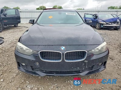 Piąte zdjęcie samochodu w środku: 2014 BMW 328 XI SULEV VIN:WBA3B5G52ENS10774 - miniatura