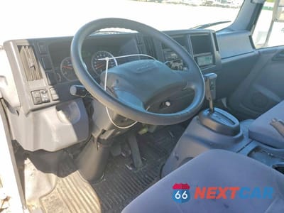 Zdjęcie 8 z 13 samochodu: 2016 ISUZU NQR REFRIGERATED BOX TRUCK VIN:JALE5W164G7902163 - miniatura