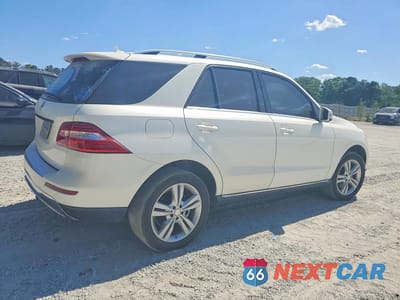 Trzecie zdjęcie samochodu z tyłu: 2015 MERCEDES-BENZ ML 350 VIN:4JGDA5JB2FA549225 - miniatura