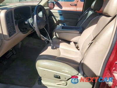 Zdjęcie 7 z 12 samochodu: 2005 GMC NEW SIERRA C1500 VIN:2GTEC13T751228064 - miniatura