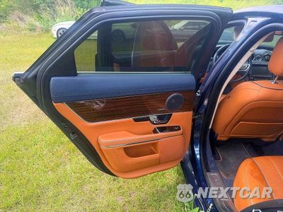Zdjęcie 12 z 12 samochodu: 2013 JAGUAR XJ VIN:SAJWA1C73D8V44829 - miniatura