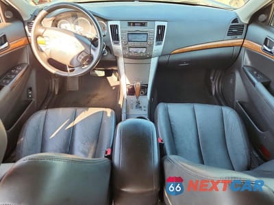 Zdjęcie 8 z 12 samochodu: 2010 HYUNDAI SONATA LIMITED V6 VIN:5NPEU4AF4AH595654 - miniatura