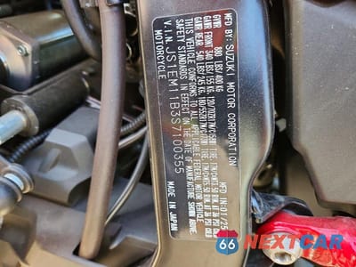 Zdjęcie 9 z 9 samochodu: 2025 SUZUKI GSX800 R VIN:JS1EM11B3S7100355 - miniatura