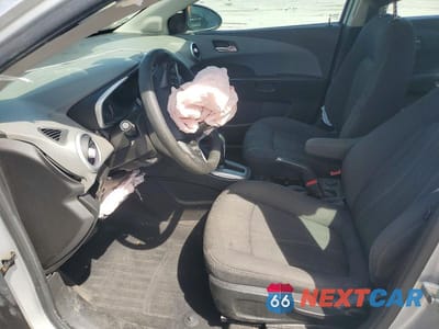 Zdjęcie 7 z 12 samochodu: 2017 CHEVROLET SONIC LT VIN:1G1JD5SH9H4171707 - miniatura