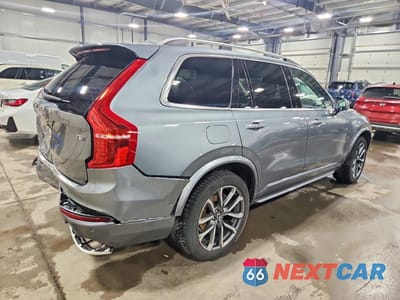 Trzecie zdjęcie samochodu z tyłu: 2018 VOLVO XC90 T6 VIN:YV4A22PK5J1338794 - miniatura