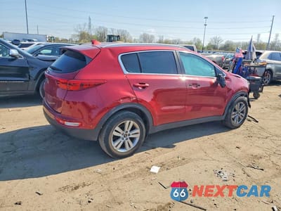 Trzecie zdjęcie samochodu z tyłu: 2018 KIA SPORTAGE VIN:KNDPM3AC9J7322660 - miniatura