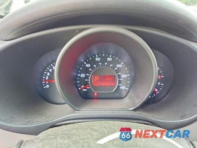 Zdjęcie 9 z 13 samochodu: 2016 KIA SOUL BASE VIN:KNDJN2A23G7335031 - miniatura