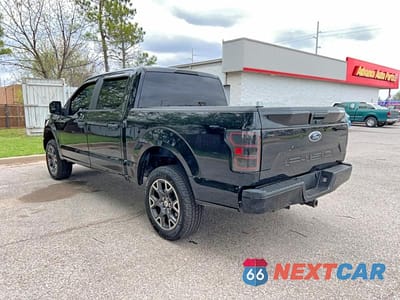 Trzecie zdjęcie samochodu z tyłu: 2018 FORD F150 SUPERCREW VIN:1FTEW1E54JKF91552 - miniatura