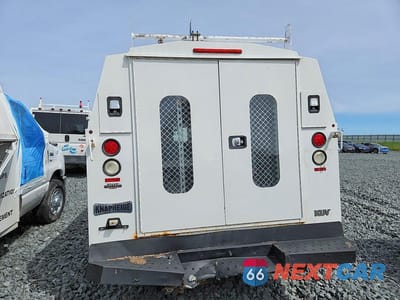 Zdjęcie 6 z 13 samochodu: 2017 CHEVROLET EXPRESS G3500 UTILITY / SERVICE VAN VIN:1GB0GRFG0H1112506 - miniatura