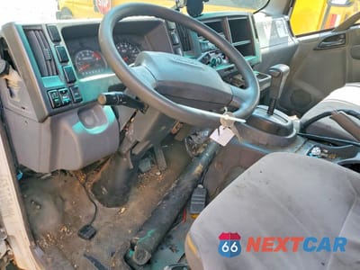 Zdjęcie 8 z 12 samochodu: 2017 ISUZU NPR HD DUMP TRUCK VIN:54DC4W1B0HS807747 - miniatura