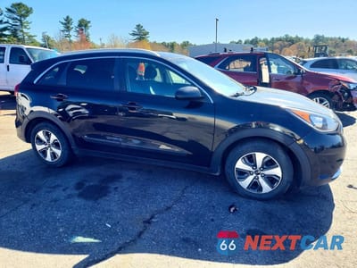 Czwarte zdjęcie samochodu z boku: 2017 KIA NIRO LX VIN:KNDCB3LC7H5064744 - miniatura