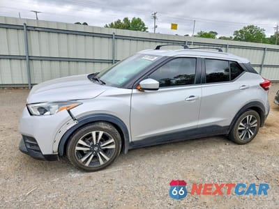 2018 NISSAN KICKS SV 3N1CP5CU0JL526382 - główne zdjęcie licytacji z USA - miniatura