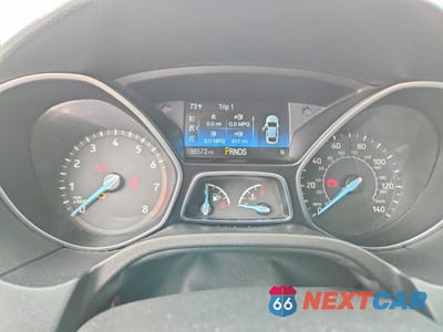 Zdjęcie 9 z 12 samochodu: 2016 FORD FOCUS SE VIN:1FADP3F29GL261357 - miniatura