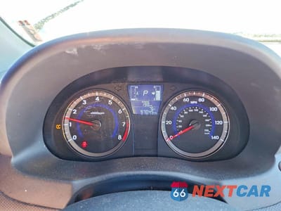 Zdjęcie 9 z 12 samochodu: 2016 HYUNDAI ACCENT SE VIN:KMHCT4AE0GU124712 - miniatura