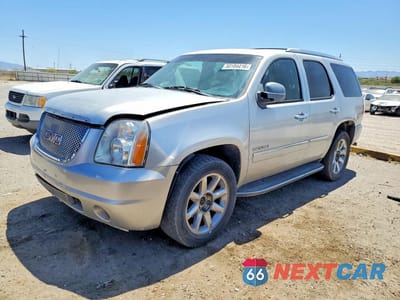 2010 GMC YUKON DENALI 1GKUKEEF0AR236011 - główne zdjęcie licytacji z USA - miniatura