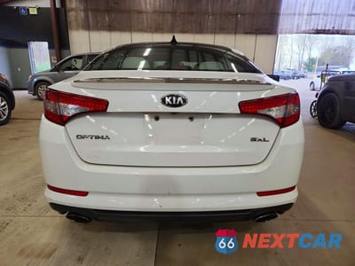 Zdjęcie 6 z 12 samochodu: 2013 KIA OPTIMA SX VIN:5XXGR4A69DG162406 - miniatura
